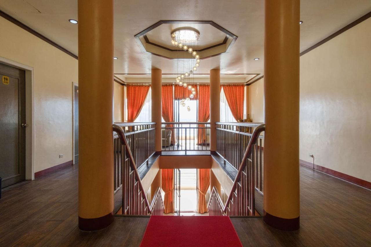 Reddoorz Plus @ Seaborne Hotel Subic Zambales Ngoại thất bức ảnh