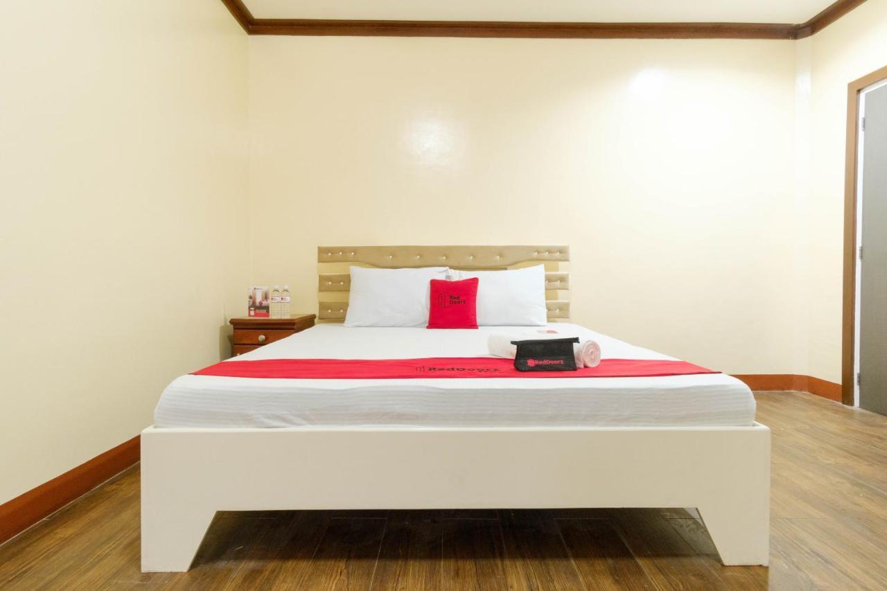 Reddoorz Plus @ Seaborne Hotel Subic Zambales Ngoại thất bức ảnh