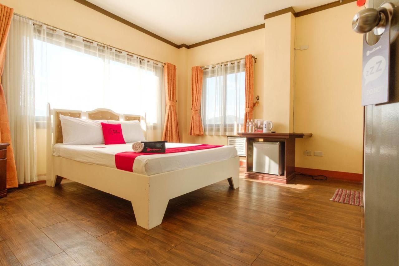 Reddoorz Plus @ Seaborne Hotel Subic Zambales Ngoại thất bức ảnh